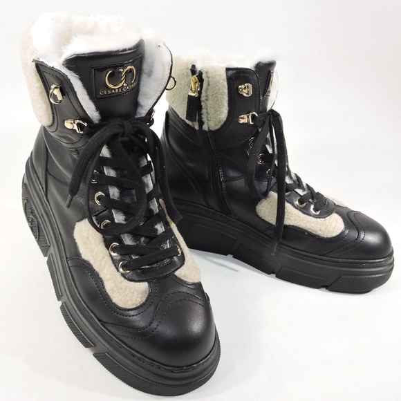 CASADEI 🇮🇹 WOMEN'S BLACK SOFT LEATHER WHITE MERINO FUR WINTER FASHION BOOTIE - Picture 1 of 12